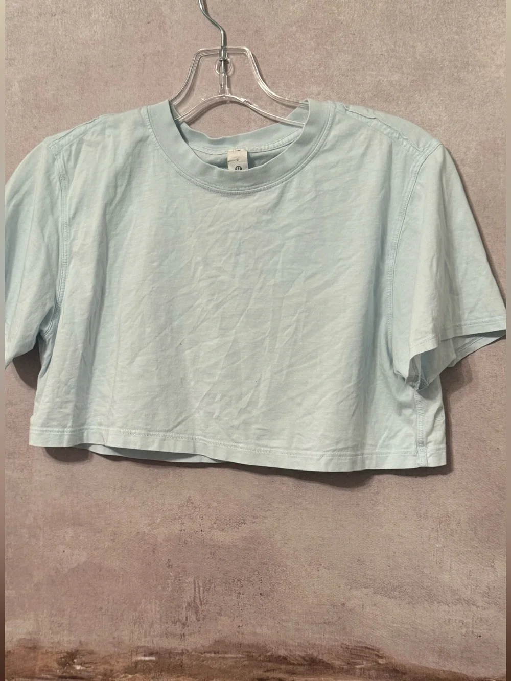 lululemon athletica Pale Blue Crewneck Crop Tee Sz 2